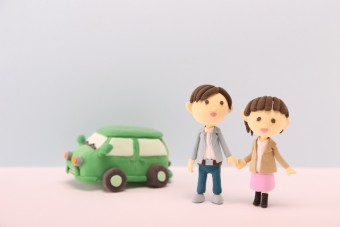 あまり使わなくなった自動車を手放して節減